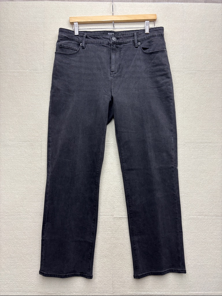 Hudson | 12 Black Straight Leg Jeans